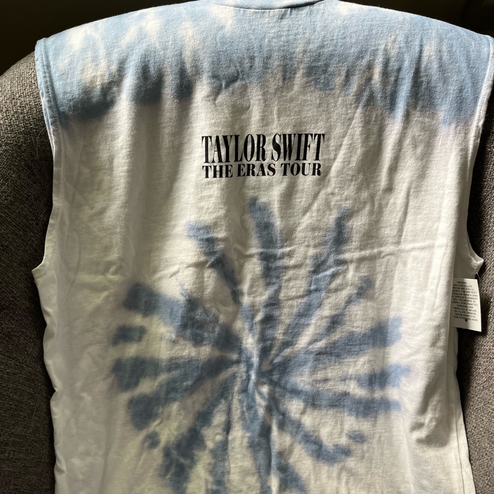 Taylor Swift Eras Tour Tie-Dye Tank Size Large NTW